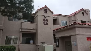 Photo #3: 2078560 Listing