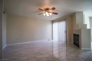 Photo #2: 2078613 Listing 