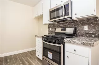 Photo #1: 2078652 Listing