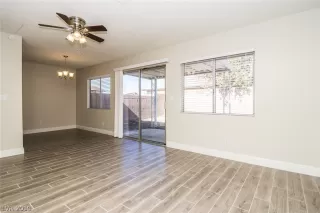 Photo #5: 2078652 Listing