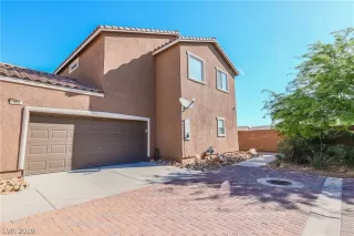 Photo #1: 2078668 Listing