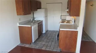 Photo #3: 2078678 Listing 