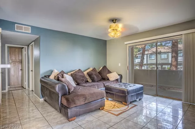 MLS: 2078689 Condo For Sale