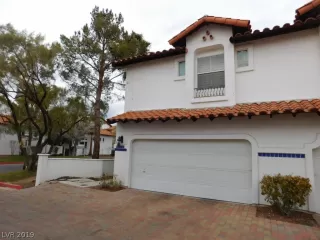 Photo #2: 2078729 Listing