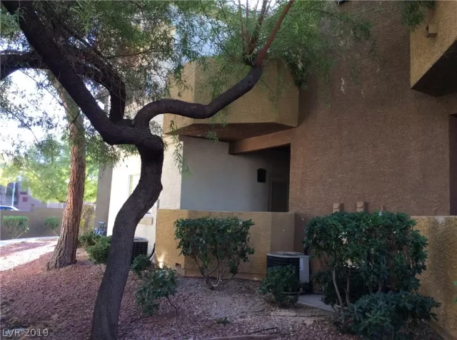 MLS: 2078761 Condo For Sale