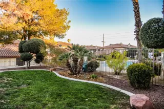 Photo #4: 2078884 Listing