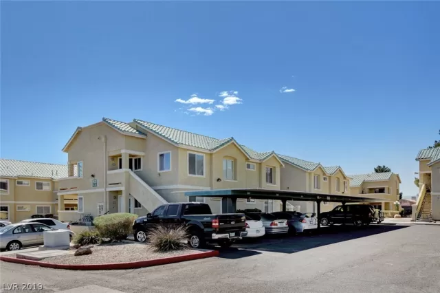 MLS: 2078903 Condo For Sale