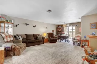 Photo #2: 2078903 Listing