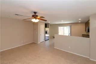 Photo #6: 2078924 Listing