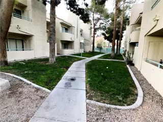 Photo #1: 2078931 Listing 