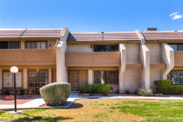 MLS: 2078969 Condo For Sale