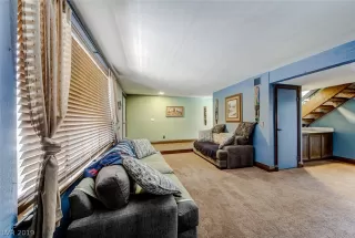 Photo #6: 2078969 Listing