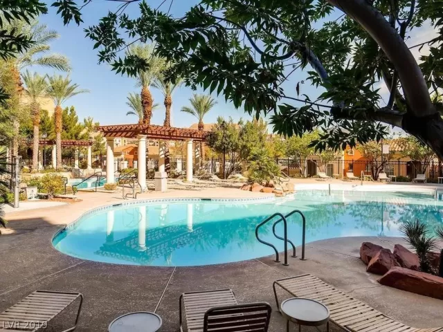 MLS: 2078989 Condo For Sale