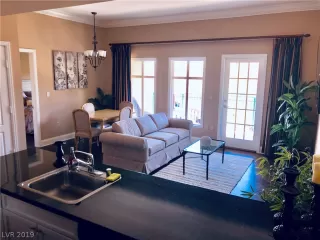 Photo #1: 2078989 Listing 