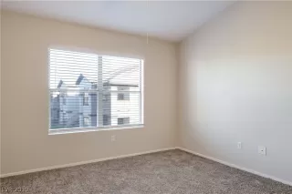 Photo #6: 2079030 Listing 