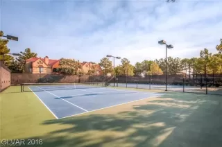 Photo #2: 2079042 Listing