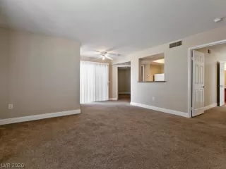 Photo #3: 2079090 Listing