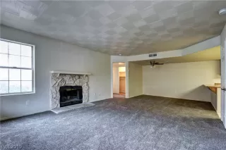 Photo #3: 2079095 Listing 