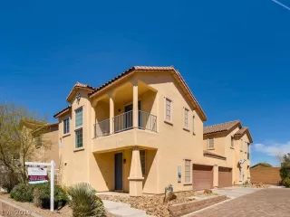 Photo #1: 2079131 Listing