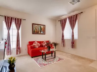 Photo #4: 2079131 Listing