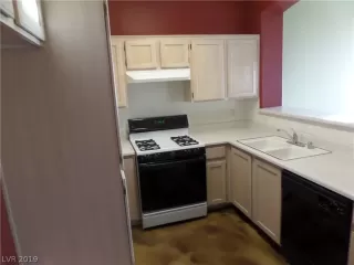 Photo #2: 2079188 Listing 