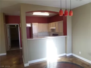 Photo #4: 2079188 Listing 