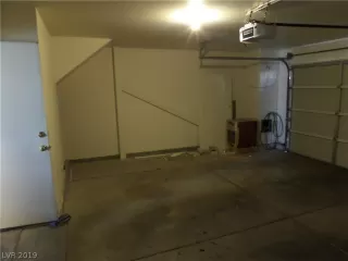 Photo #6: 2079188 Listing 