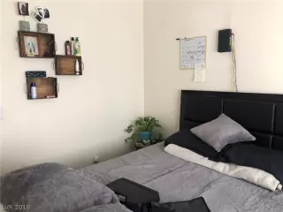 Photo #5: 2079214 Listing