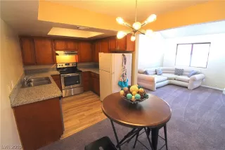 Photo #2: 2079279 Listing