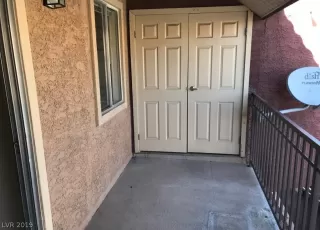 Photo #6: 2079305 Listing