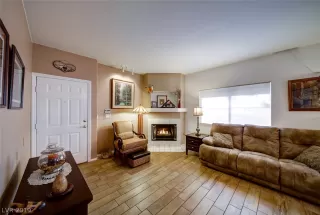 Photo #2: 2079312 Listing