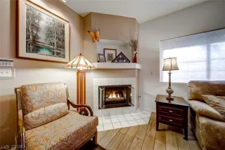 Photo #6: 2079312 Listing