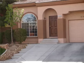 Photo #3: 2079313 Listing 