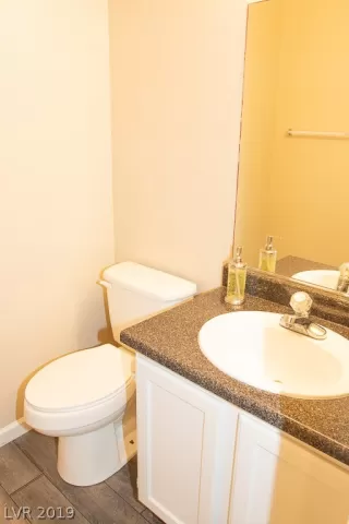 Photo #6: 2079415 Listing