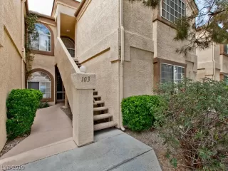 Photo #2: 2079416 Listing