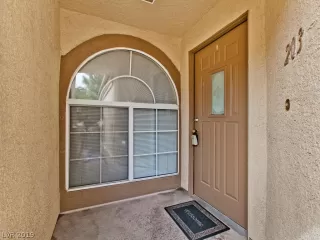 Photo #3: 2079416 Listing