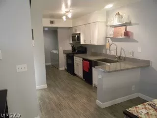 Photo #4: 2079439 Listing 