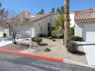 Photo #2: 2079498 Listing 