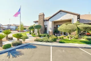 Photo #3: 2079501 Listing