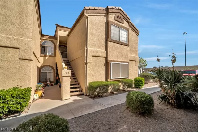 MLS: 2079502 Condo For Sale