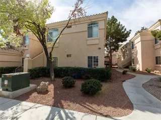 Photo #1: 2079516 Listing