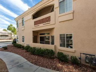 Photo #3: 2079516 Listing