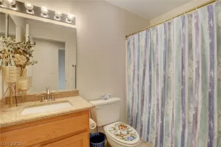 Photo #5: 2079518 Listing 
