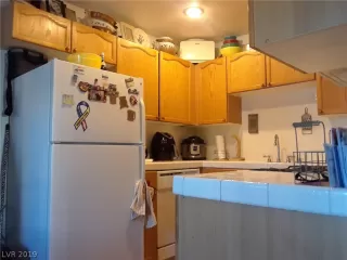 Photo #6: 2079521 Listing