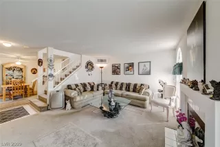 Photo #4: 2079543 Listing 