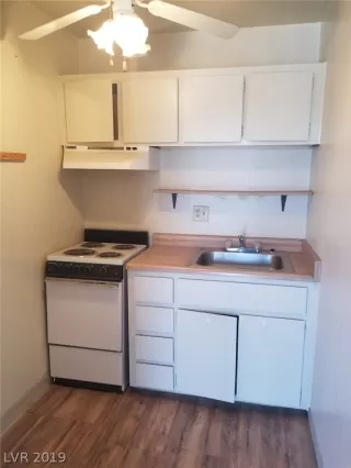 Photo #2: 2079552 Listing 