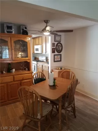 Photo #6: 2079563 Listing