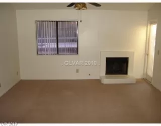 Photo #3: 2079565 Listing 