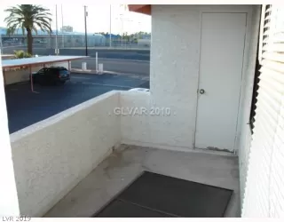 Photo #5: 2079565 Listing 