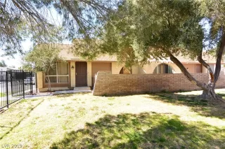 Photo #1: 2079608 Listing